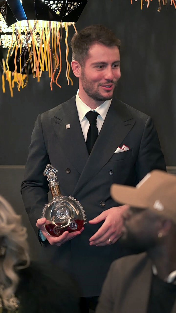 Still from the Louis XIII evening film